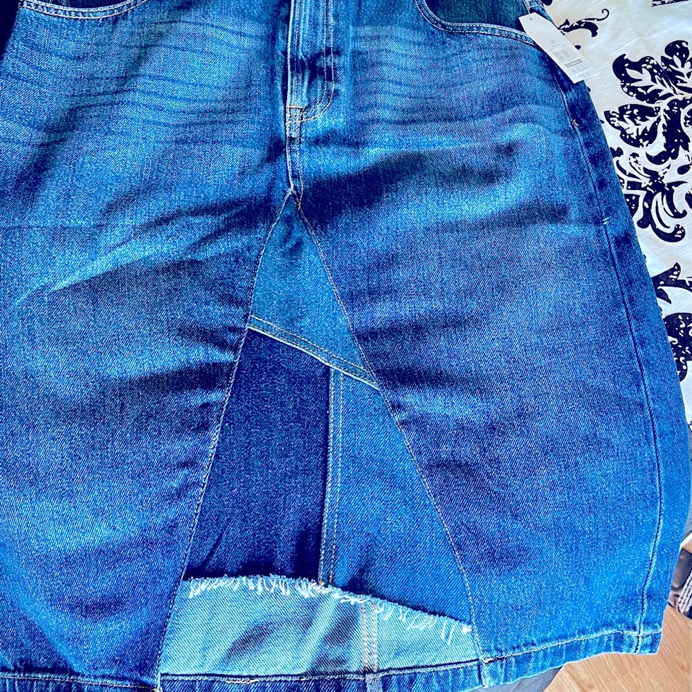 NWT size 12 denim skirt